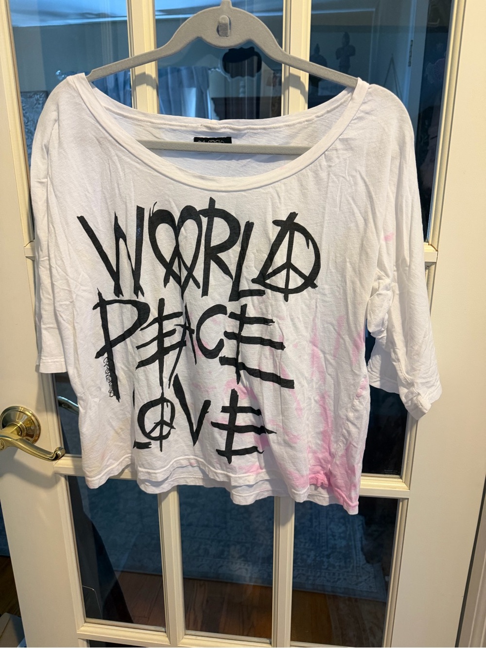 Lauren Moshi White Graphic 'World Peace Love' Short Sleeve Tee with Pink Accents